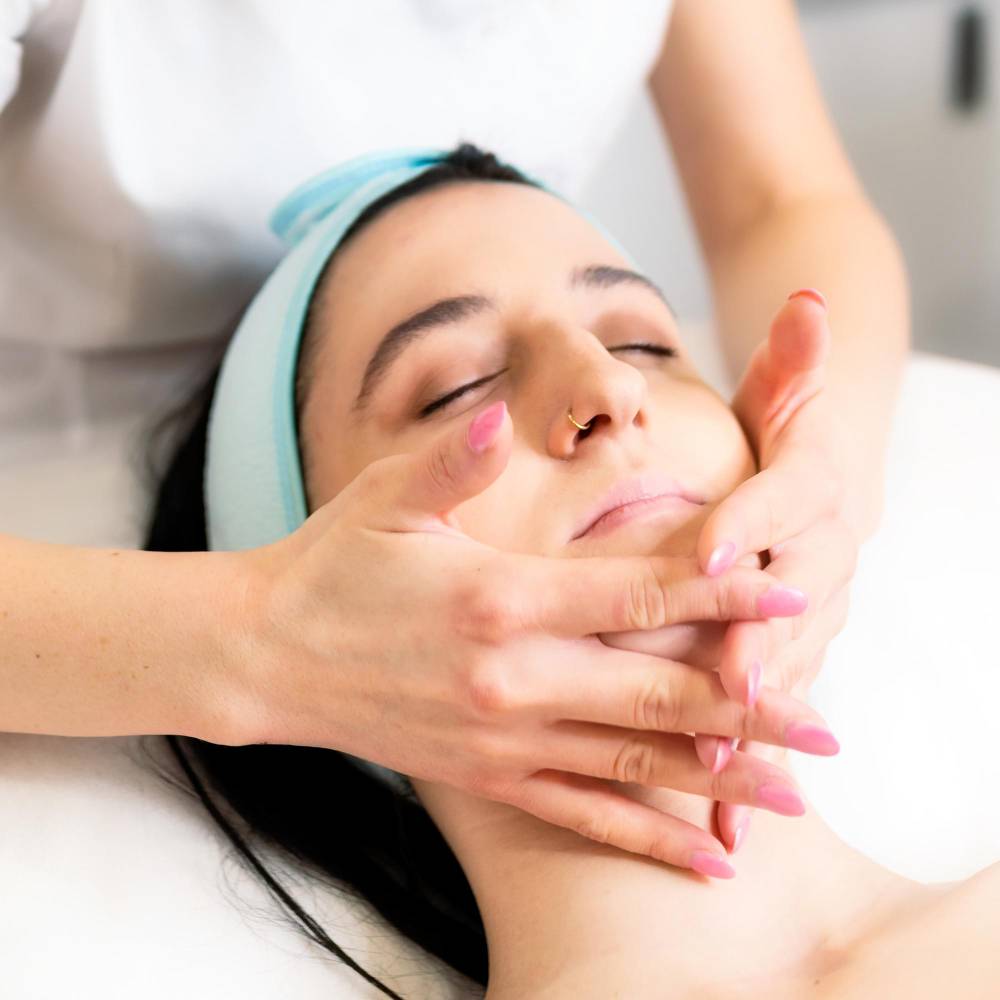 Rejuvenating Express Facial